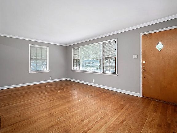 4th image of 10511 Anson Dr