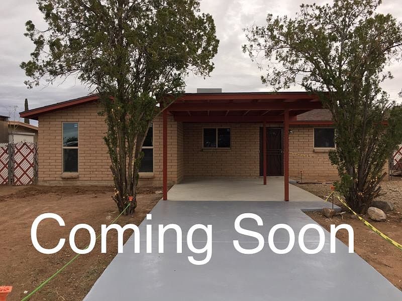 1st image of 5811 S Catalina Ave