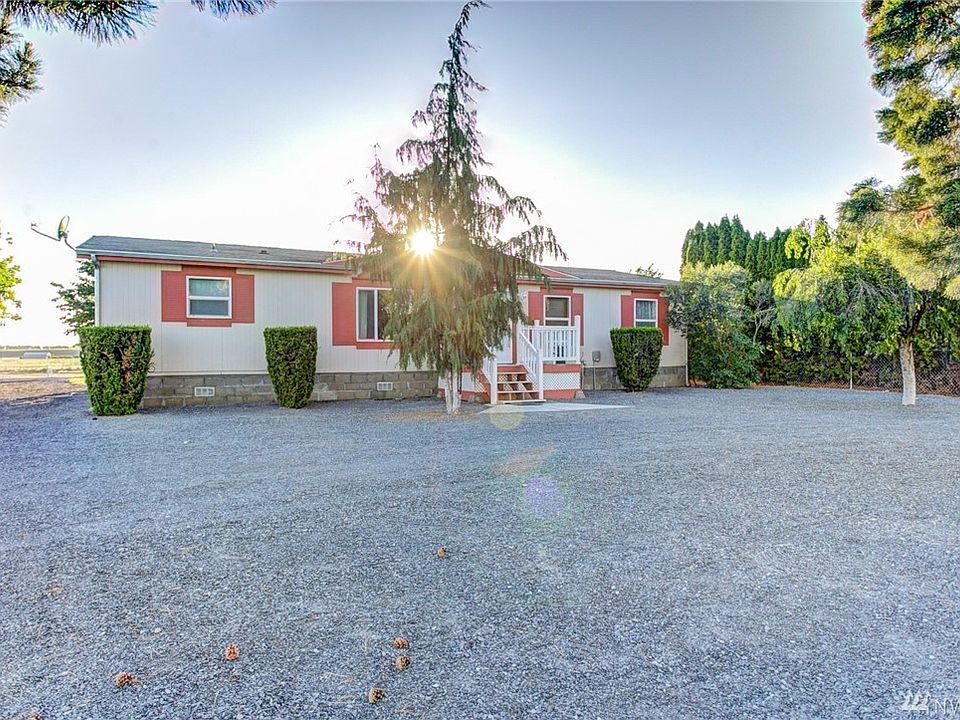 1st image of 3286 Firouzi Dr NE