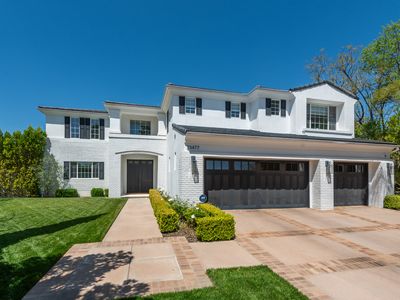 23477 Palm Dr, Calabasas, CA, 91302
