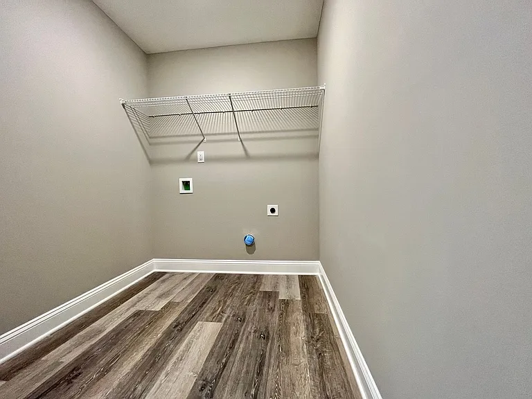 276 Dugger Dr — Photo 10