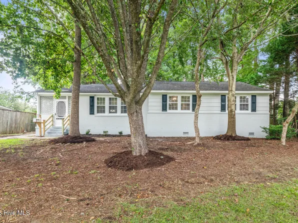 402 Cheyenne Road, Jacksonville, NC 28540