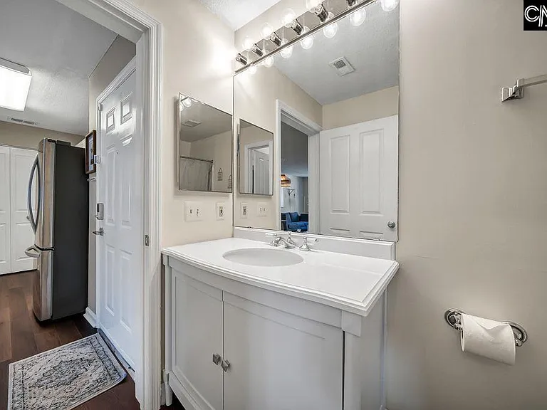 900 Taylor St #1-304 — Photo 13