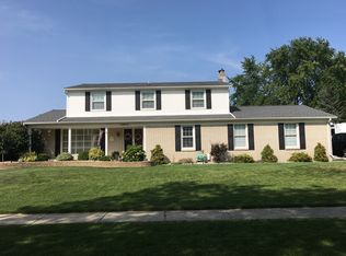 54601 Arrowhead Dr, Shelby Township, MI 48315