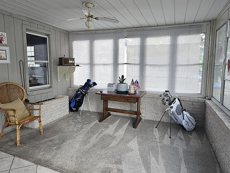 Sunroom in back of home (will be unfurnished)