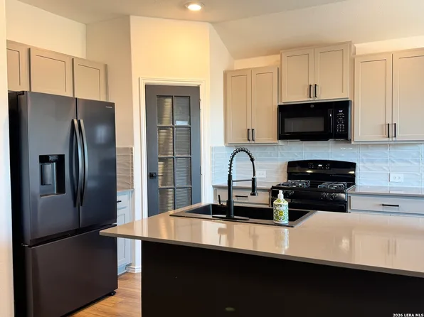 370 Carmello, Kyle, TX 78640