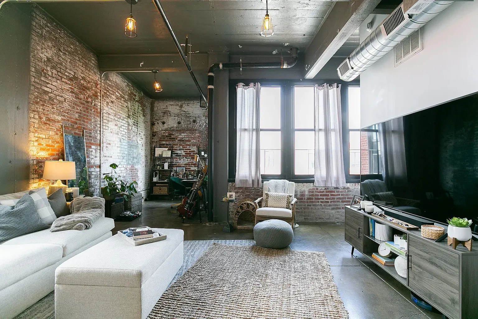 Reach Lofts — Photo 3