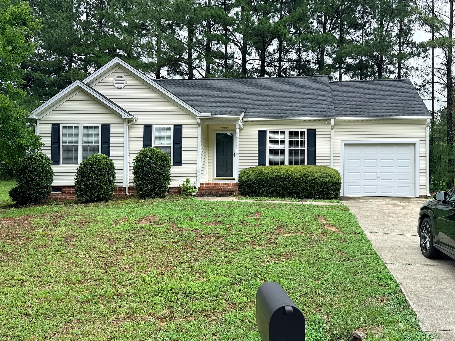 2 bed, 1038 sqft, $1,500 — Photo 1
