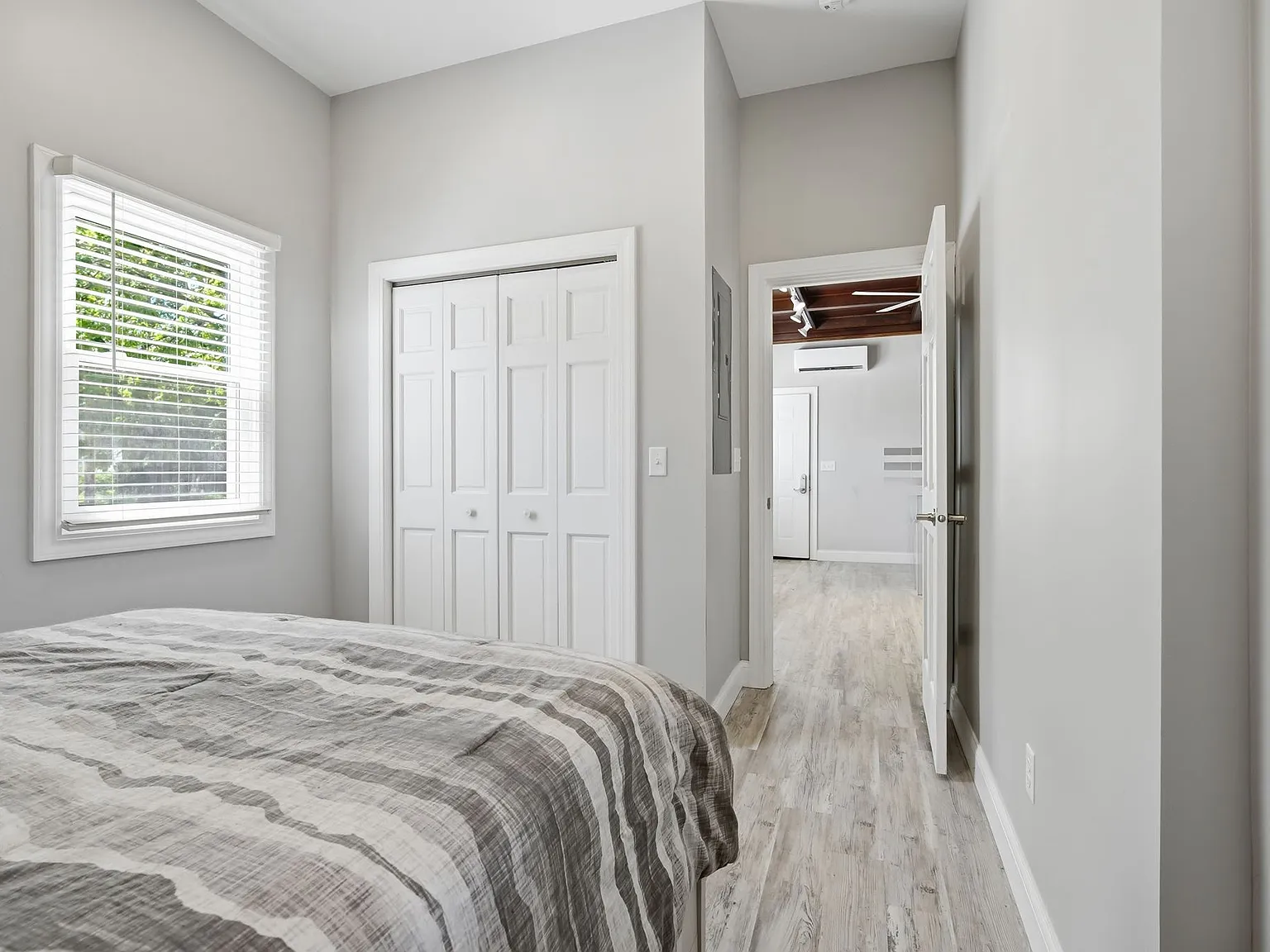 1 bed, 500 sqft, $1,590 — Photo 4