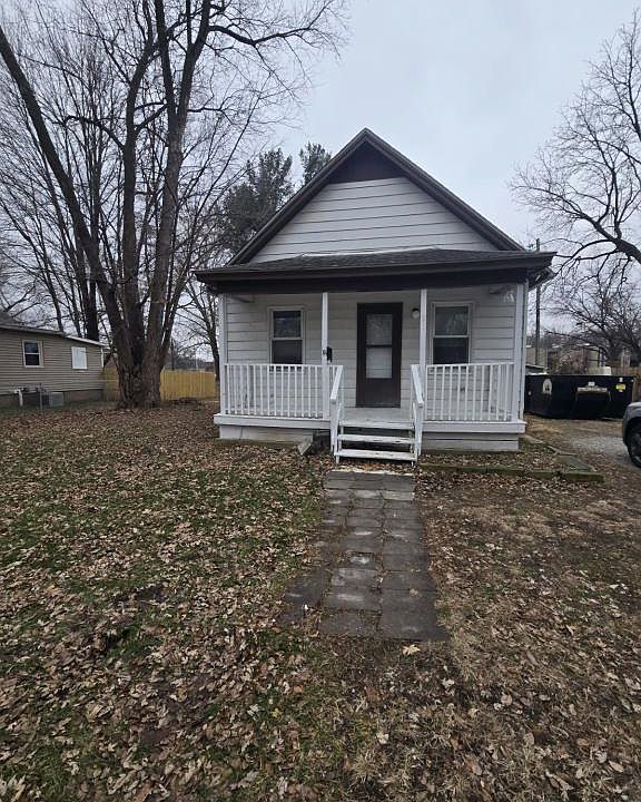 1st image of 832 38th Ave