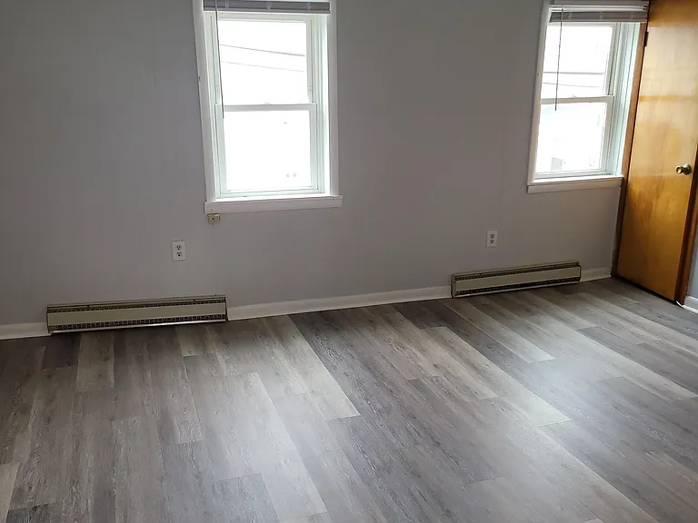 321 W Main St — Photo 9