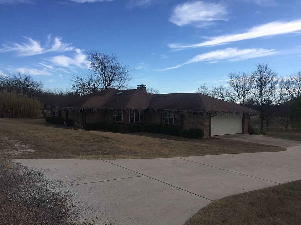 1st image of 1210 Lakefront Dr