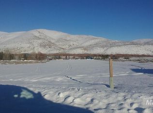 84 N Willow Creek Rd, Fairfield, ID 83327