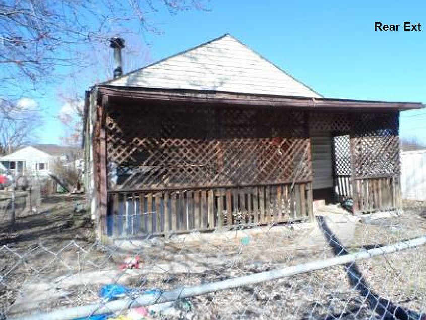 2nd image of 2255 McKinley Ave