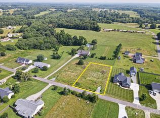 118 Tranquility Ln, Harmony, NC 28634