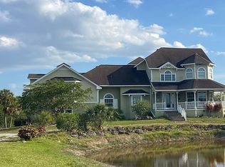 925 Bayshore Dr, Terra Ceia, FL 34250