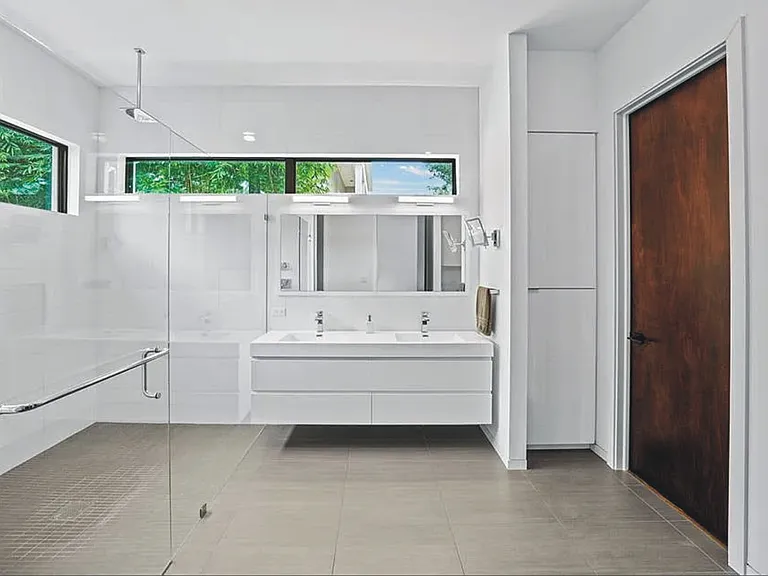3139 W Waverly Ave — Photo 16