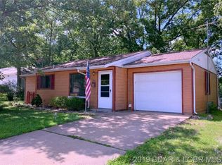 573 Duckhead Rd, Lake Ozark, MO 65049