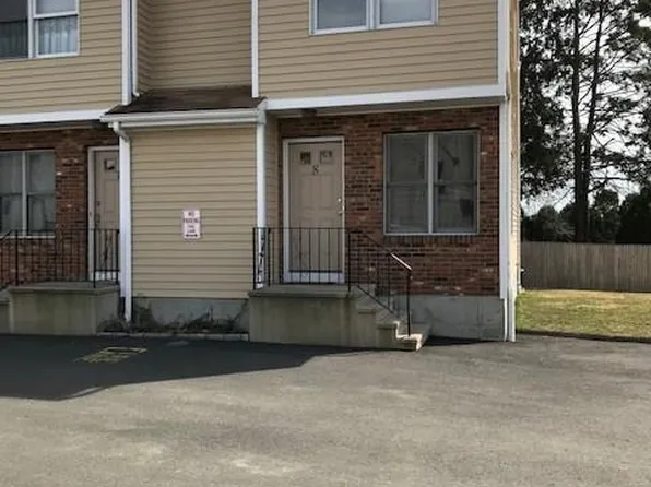 39 Stuart Avenue APT 8, Norwalk, CT 06850
