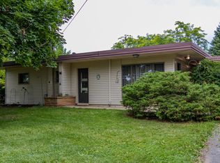 14728 Plank Rd, Union Grove, WI 53182