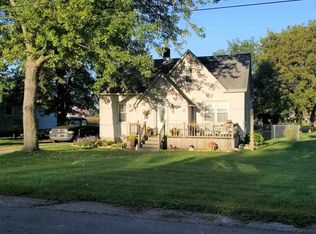 128 Tierney Rd, Bay City, MI 48708