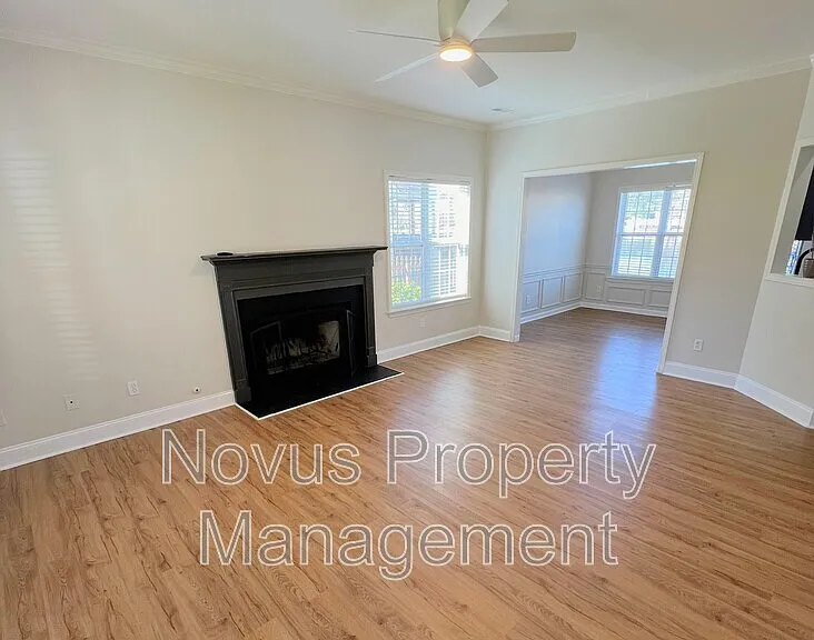 106 Turtle Pointe Dr — Photo 2