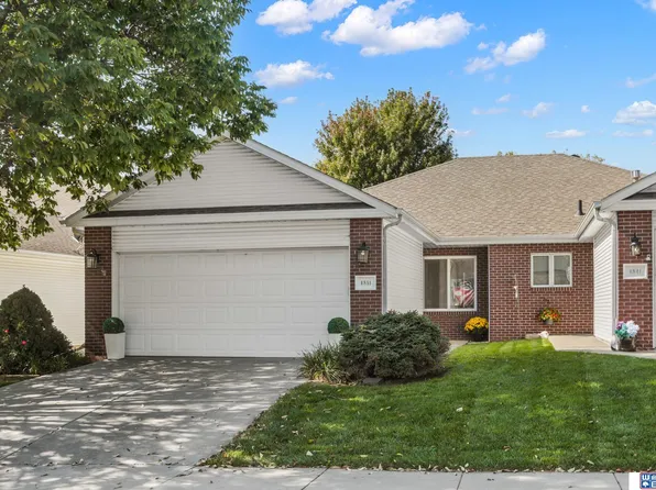 4851 S 55th Ct, Lincoln, NE 68516