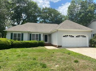 3 Rocky Ford Ct, Greenville, SC 29615