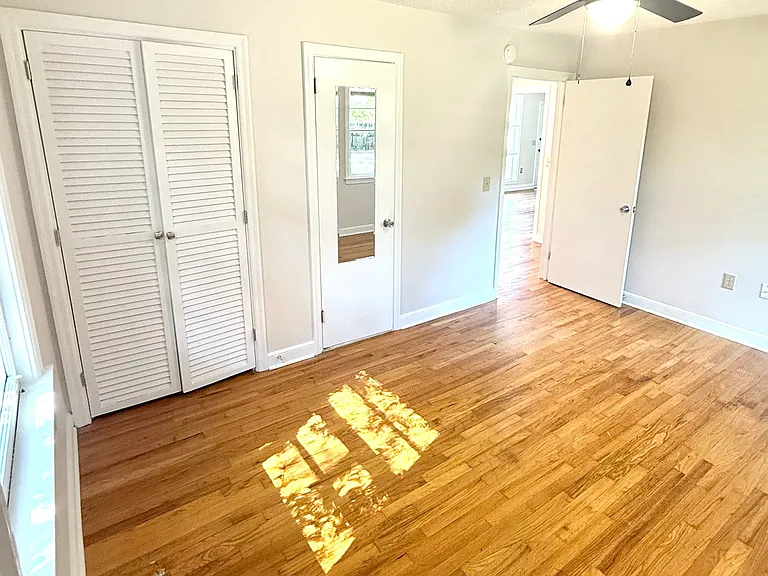 1035 Indigo Ave — Photo 9