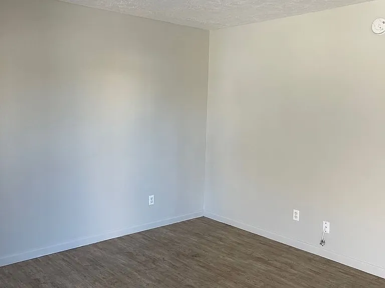 2720 McCulloch Blvd N — Photo 6