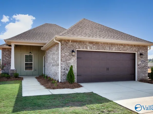 17718 Chenin Blanc Pl, Athens, AL 35613