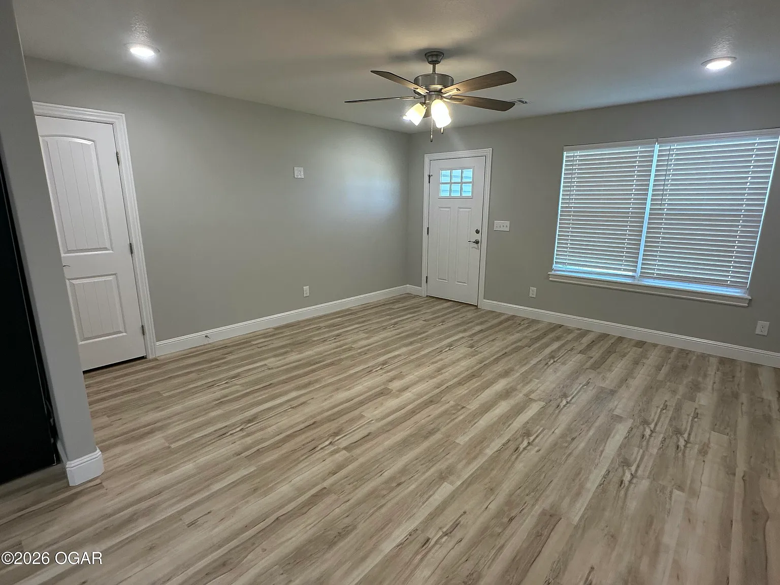 2 bed, 2.0 bath, 1107 sqft, $1,250 — Photo 3