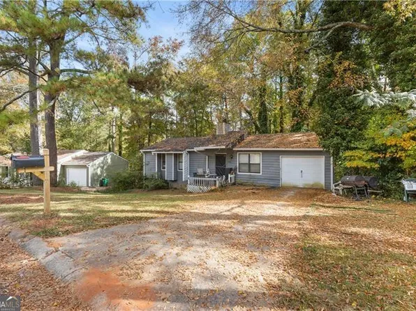 1496 Meadowlark Dr, Decatur, GA 30032
