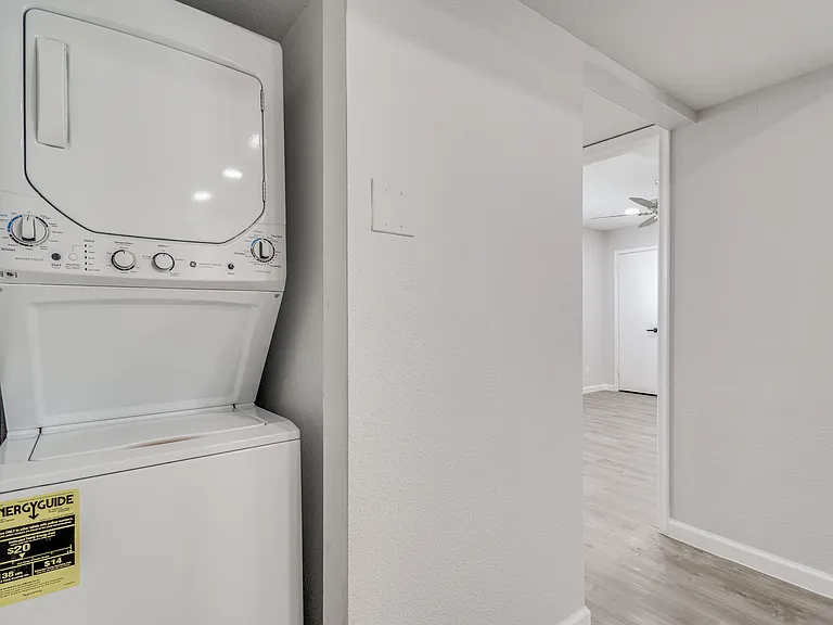 5444 Gaston Ave #203 — Photo 12