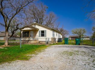 1425 N 12th St, Sapulpa, OK 74066
