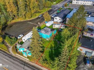 L4 B St #4, Anchorage, AK 99501