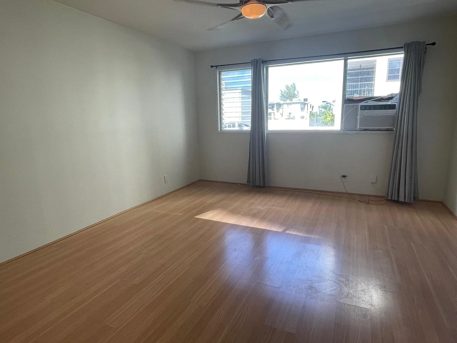 2 bed, 1.5 bath, 783 sqft, $2,900 — Photo 3