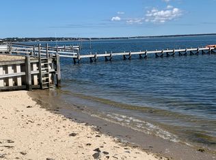 2 Westbury Rd, Hampton Bays, NY 11946