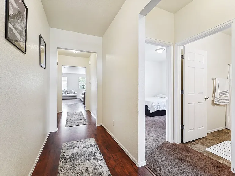 166 Gem Way — Photo 40