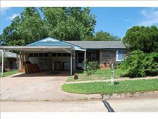 1st image of 3901 Larkwood Dr