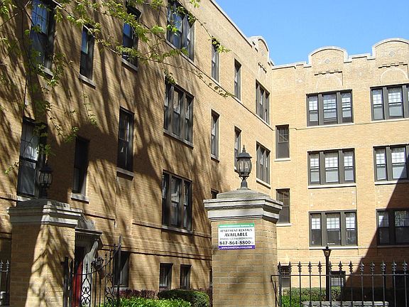 2527 Jackson Evanston Il 60201