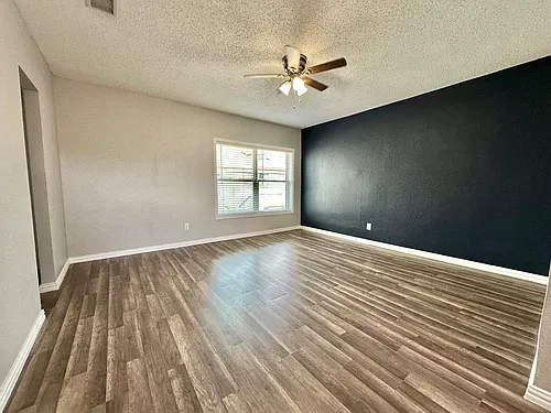 Floor plan B15
