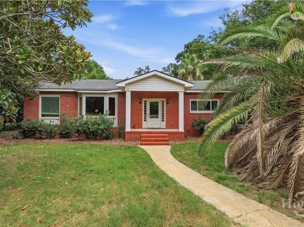 8818 Whitefield Avenue, Savannah, GA 31406