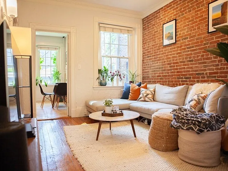 42 Anderson St #4 — Photo 3