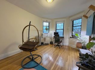 376 Riverway #9F, Boston, MA 02115