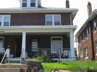 318 W Elm St, Shillington, PA 19607