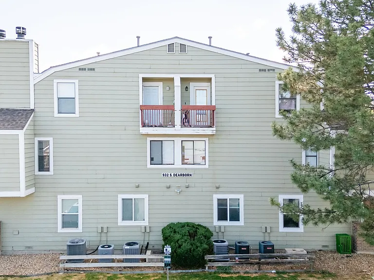 932 S Dearborn Way #18 — Photo 23