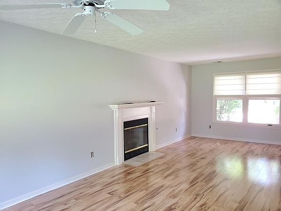 Living room with a fire place