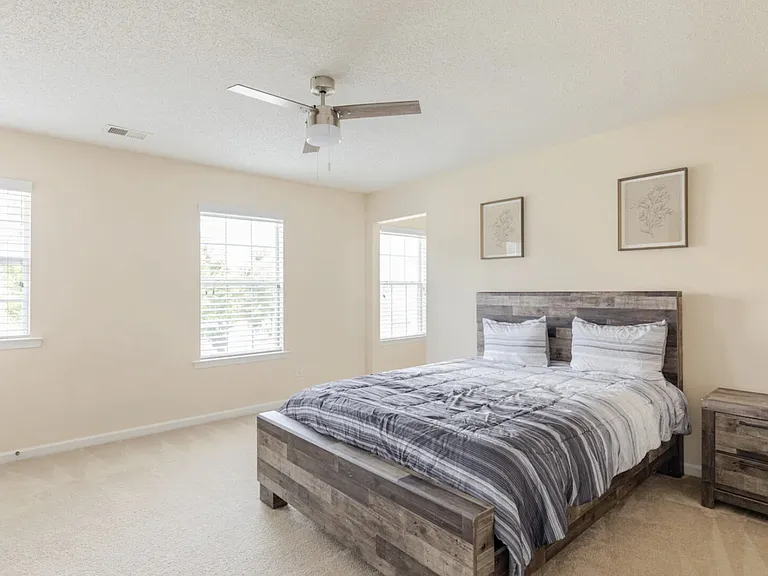 Imperial Cir SW — Photo 24