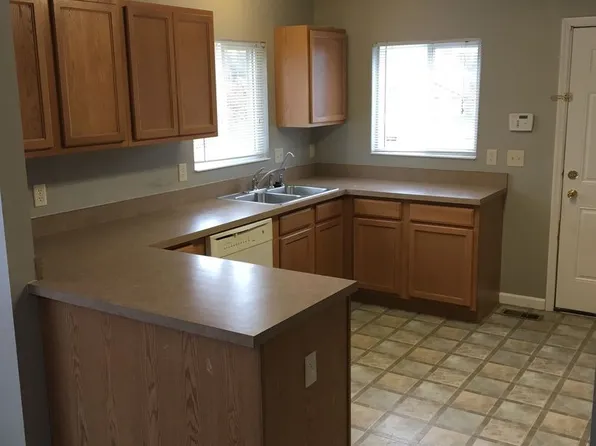 136 Audubon Park, Dayton, OH 45402